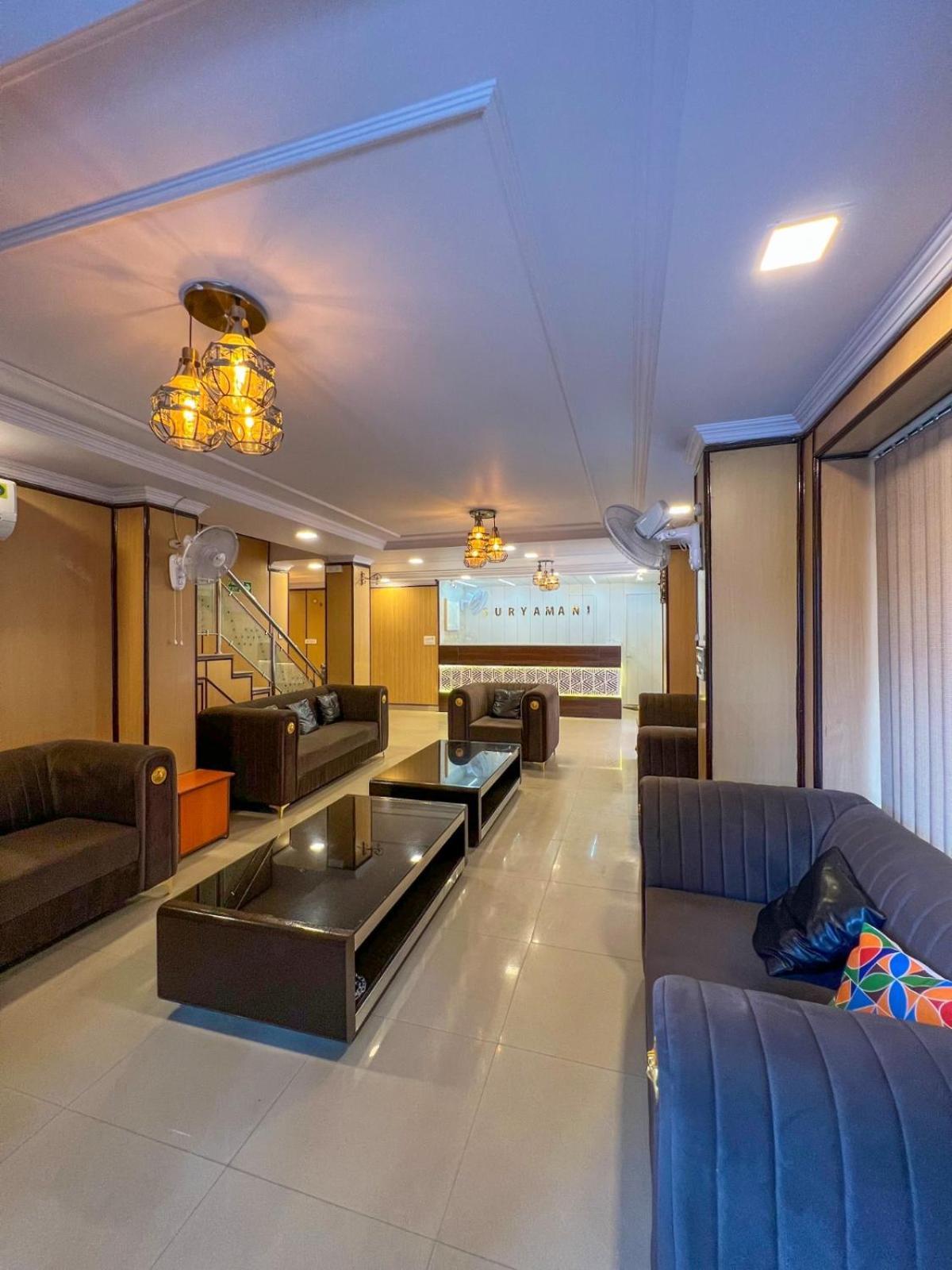 Hotel Suryamani Джайпур Екстериор снимка