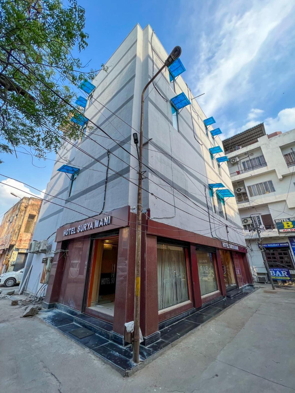Hotel Suryamani Джайпур Екстериор снимка